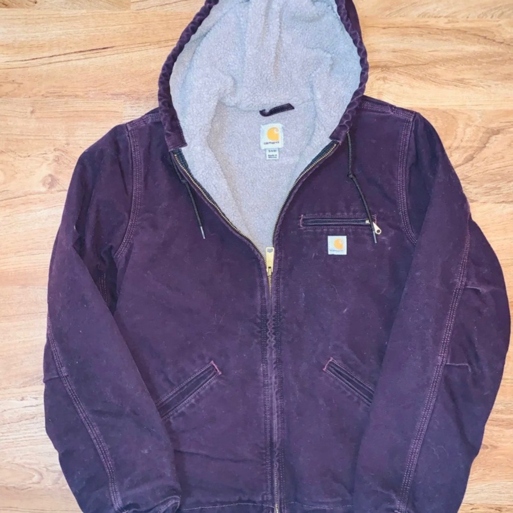 NEW Women’s Carhartt Small